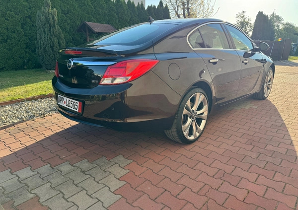 Opel Insignia cena 27900 przebieg: 198290, rok produkcji 2011 z Radomsko małe 352